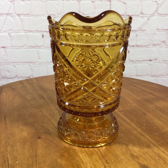 Vintage Richards and Hartley Daisy and Buttons Amber Glass Footed Pitcher - Picture 2 of 6